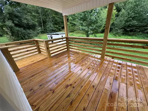 Exterior - 444 Apache Path, Marion, NC 28752 photo 5 of 5