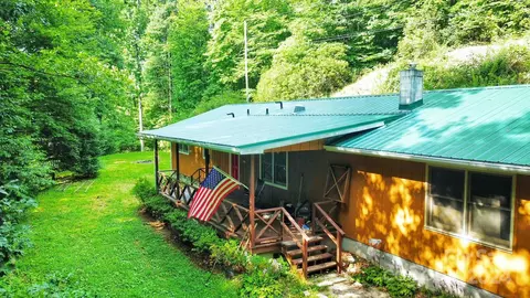1207 Posey Blanton Rd, Sylva, NC 28779