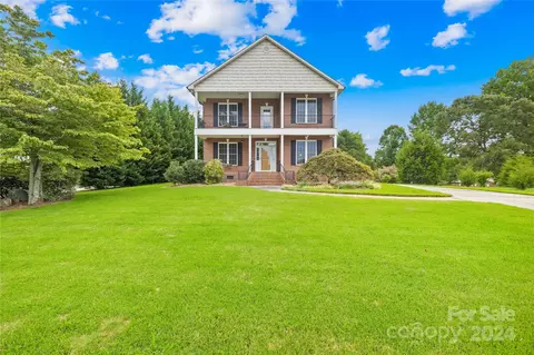 5036 Shady Meadow Ln, Denver, NC 28037