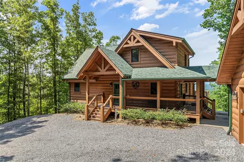 573 Lakeview Trl, Nebo, NC 28761