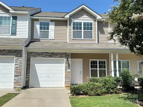 10307 Bunclody Dr, Charlotte, NC 28213