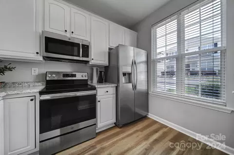 1908 Bellflower Dr, Fort Mill, SC 29715