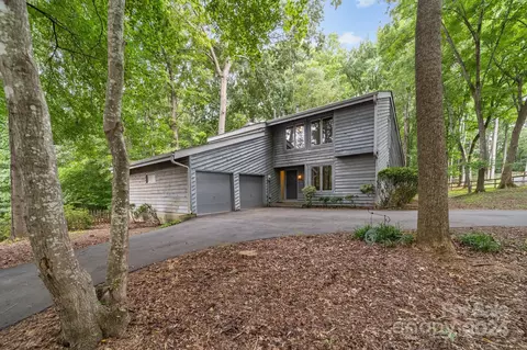 190 Canterbury Place Rd, Mooresville, NC 28115