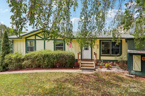 26 Melton Road Ext, Candler, NC 28715