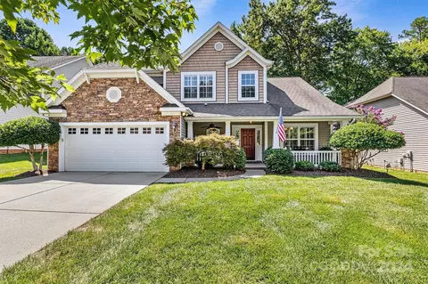 1257 Saint Johns Ave, Matthews, NC 28104