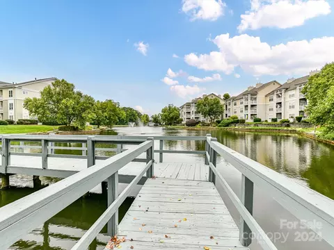 View/Area - 18730 Nautical 302 Dr #302, Cornelius, NC 28031 photo 3 of 7