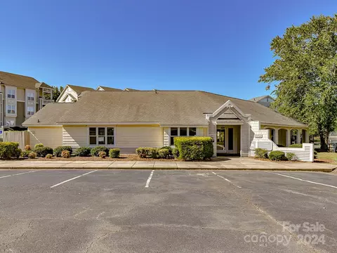 Exterior - 18730 Nautical 302 Dr #302, Cornelius, NC 28031 photo 7 of 8