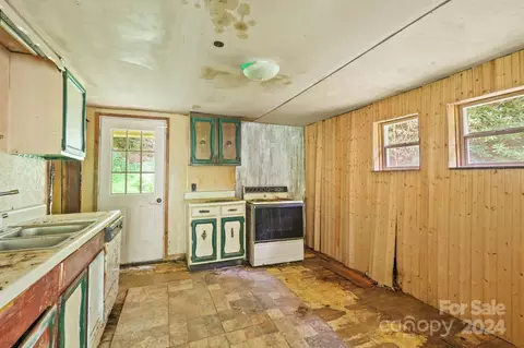 Other - 809 Long Branch Rd, Lansing, NC 28643 photo 3 of 10