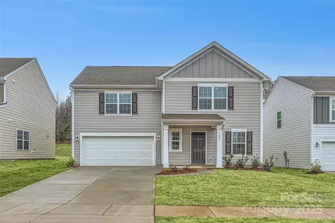 1608 Cannonball Ln, Bessemer City, NC 28016