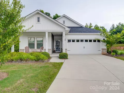 7336 Doak Ct, Gastonia, NC 28056