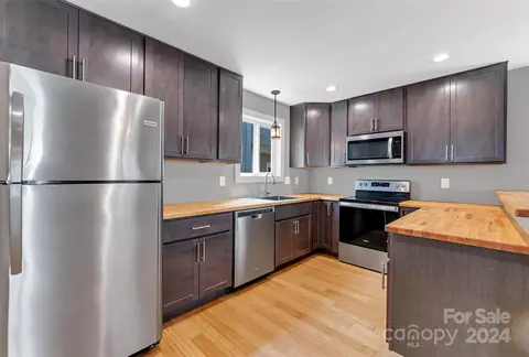 58 W Cascade St, Arden, NC 28704 photo 7