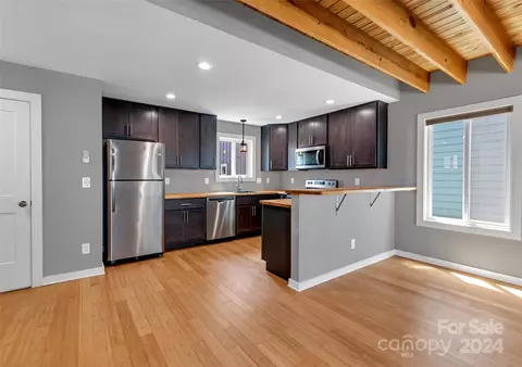 58 W Cascade St, Arden, NC 28704 photo 5