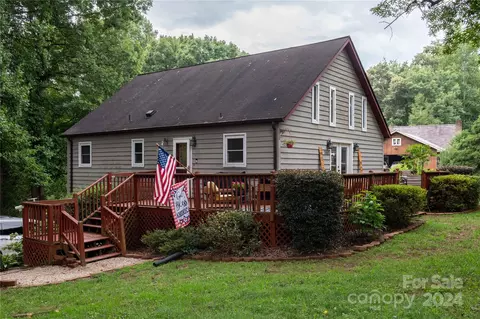 3535 Spencer Heights Ct, Lenoir, NC 28645