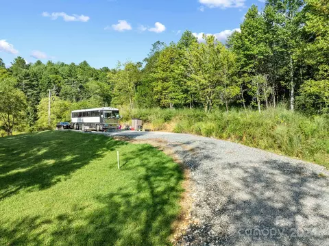 1705 Tillery Branch 4 Rd #4, Marshall, NC 28753