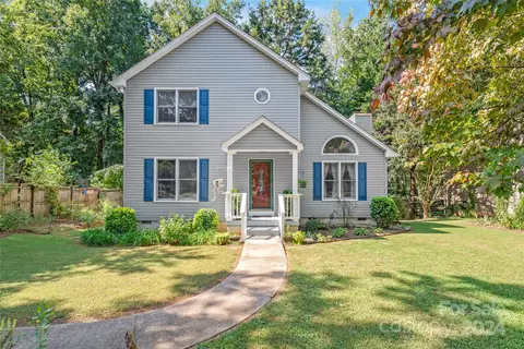 104 Banksridge Rd, Fort Mill, SC 29715