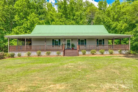 3524 Mcfarland Rd, York, SC 29745