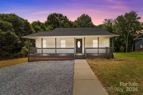 1810 Continental Dr, Albemarle, NC 28001