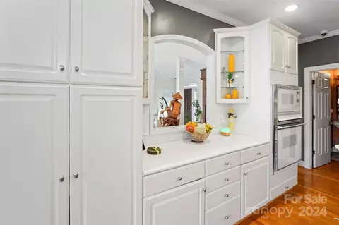 Kitchen - 3767 Saddle Brook Dr, Trinity, NC 27370 photo 4 of 6