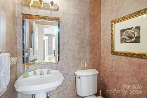 Bath - 3767 Saddle Brook Dr, Trinity, NC 27370 photo 6 of 6
