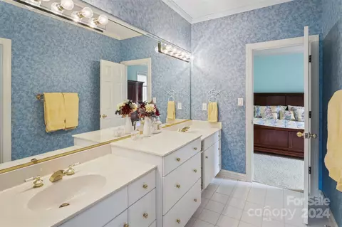 Bath - 3767 Saddle Brook Dr, Trinity, NC 27370 photo 4 of 6
