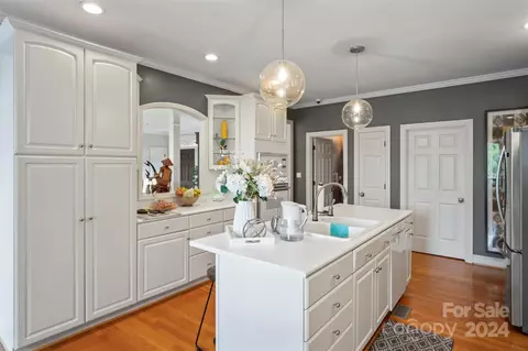 Kitchen - 3767 Saddle Brook Dr, Trinity, NC 27370 photo 6 of 6