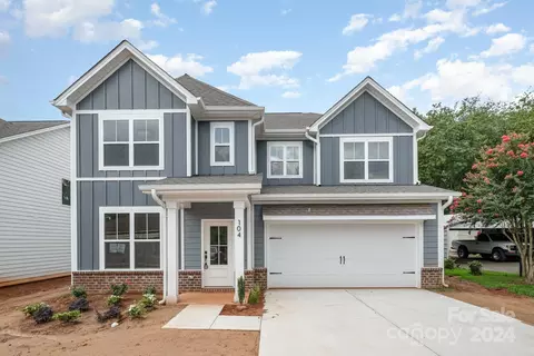 108 N Maxwell Ave, Huntersville, NC 28078