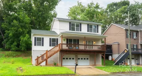 122 Choctaw St, Asheville, NC 28801