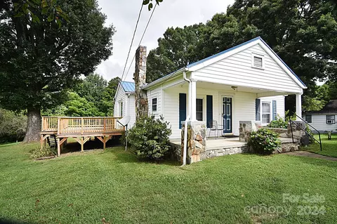 214 Whitnel Sw Pl SW, Lenoir, NC 28645