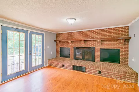 76 Riverside Dr, Cramerton, NC 28032 photo 17