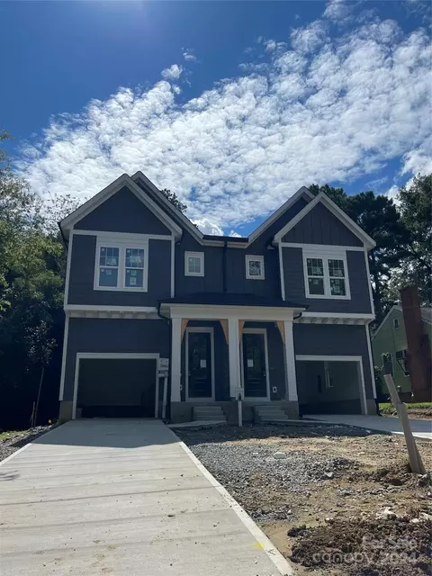 612 Ambassador St, Charlotte, NC 28208