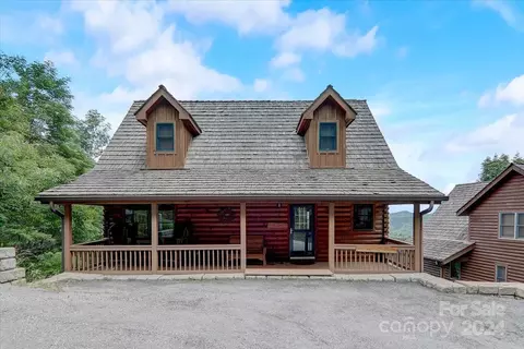 29 Valley Heights Dr, Mars Hill, NC 28754