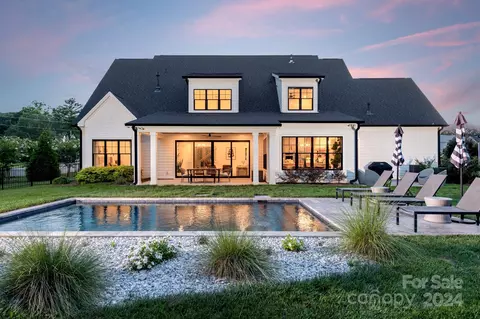 14233 Hollins Grove Ave, Huntersville, NC 28078