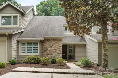 6445 Bentridge Dr, Charlotte, NC 28226
