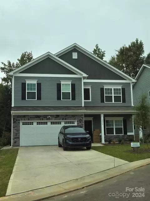 6239 Gala Ln, Charlotte, NC 28215