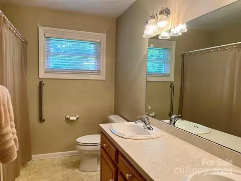 320 Walker Rd, Morganton, NC 28655 photo 9