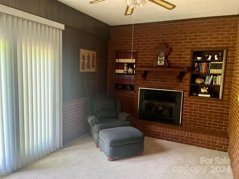 320 Walker Rd, Morganton, NC 28655 photo 7