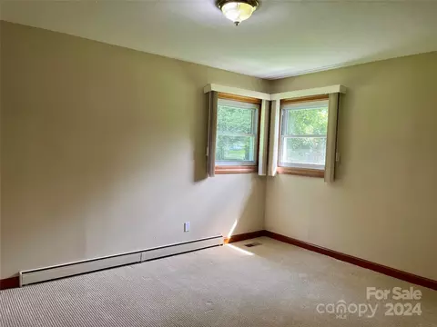 320 Walker Rd, Morganton, NC 28655 photo 10