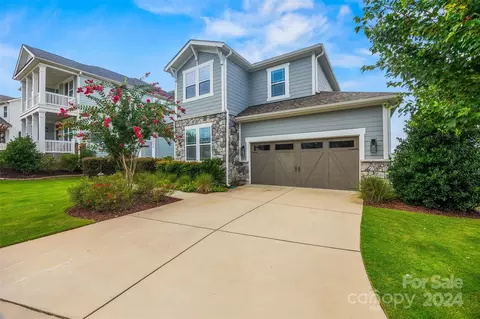 1045 Lazy Day Ct, Fort Mill, SC 29708 photo 2