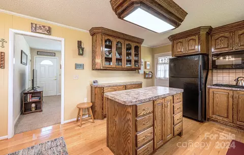 2416 33rd Ne Ave NE, Hickory, NC 28601 photo 20