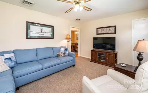 2416 33rd Ne Ave NE, Hickory, NC 28601 photo 18