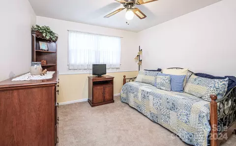 2416 33rd Ne Ave NE, Hickory, NC 28601 photo 32