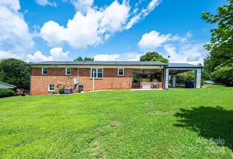 2416 33rd Ne Ave NE, Hickory, NC 28601 photo 13