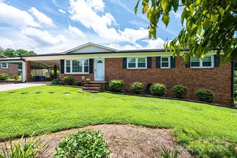 2416 33rd Ne Ave NE, Hickory, NC 28601 photo 6