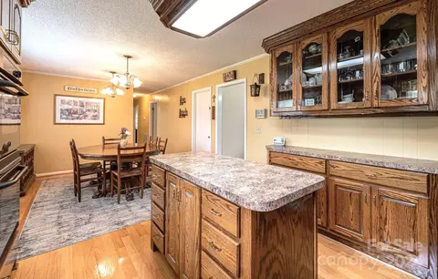 2416 33rd Ne Ave NE, Hickory, NC 28601 photo 22