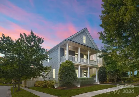 160 Water Oak Dr, Mooresville, NC 28117