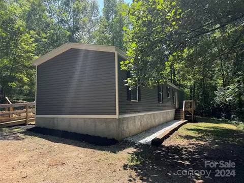 4730 Crystal Creek Rd, Morganton, NC 28655