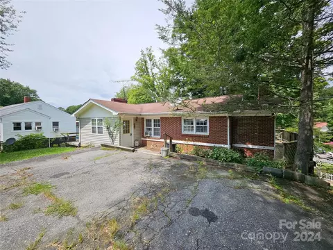 47 White Oak Rd, Bakersville, NC 28705