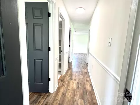Entry Way - 1006 Gold Mine Rd, Chester, SC 29706 photo 2 of 2