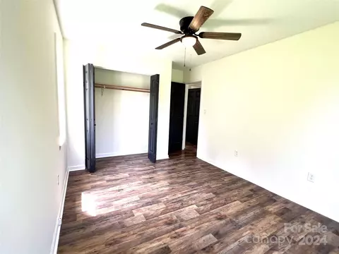 Bedroom - 1006 Gold Mine Rd, Chester, SC 29706 photo 2 of 3
