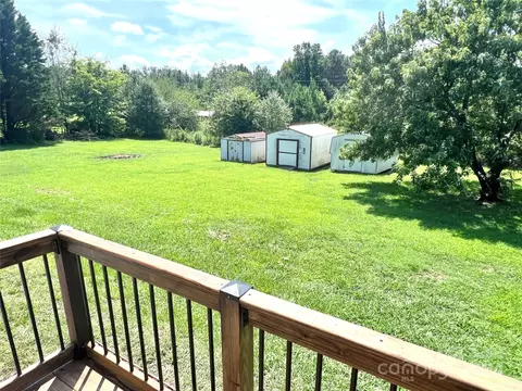 Exterior - 1006 Gold Mine Rd, Chester, SC 29706 photo 6 of 9